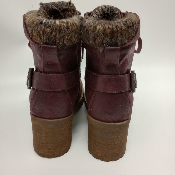 Carlos by Carlos Santana Gibson Lace up Bootie in Wine - Picture 3 of 7